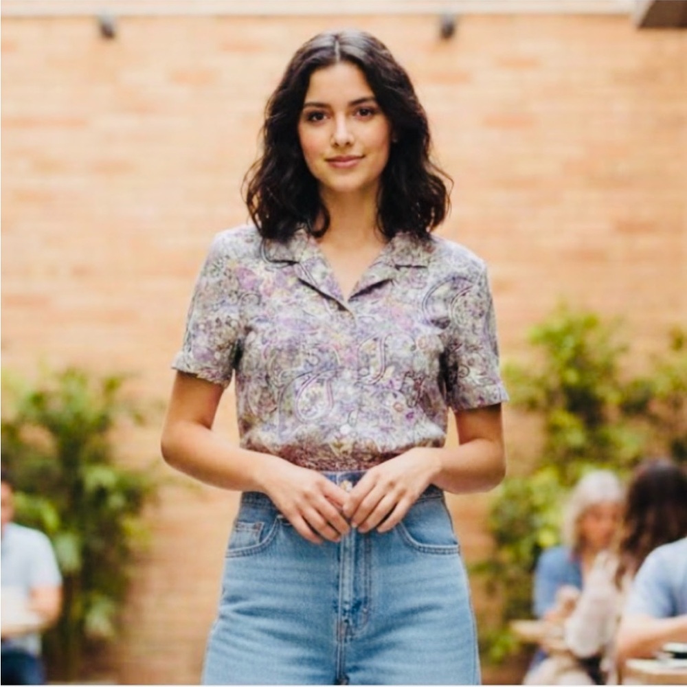 🚨3X$30🚨 Paisley blouse